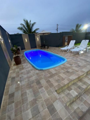 Casa 1km da praia taperapuã